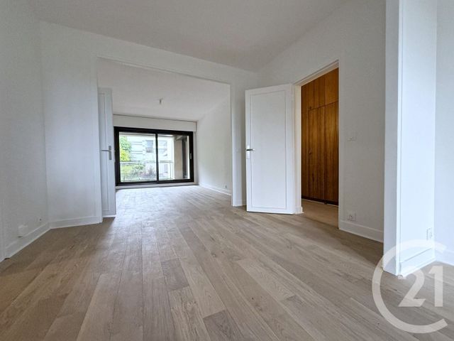 Appartement F5 à louer - 5 pièces - 132.35 m2 - ST CLOUD - 92 - ILE-DE-FRANCE - Century 21 Conseil Immobilier
