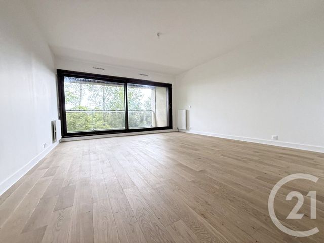 Appartement F5 à louer - 5 pièces - 132.35 m2 - ST CLOUD - 92 - ILE-DE-FRANCE - Century 21 Conseil Immobilier