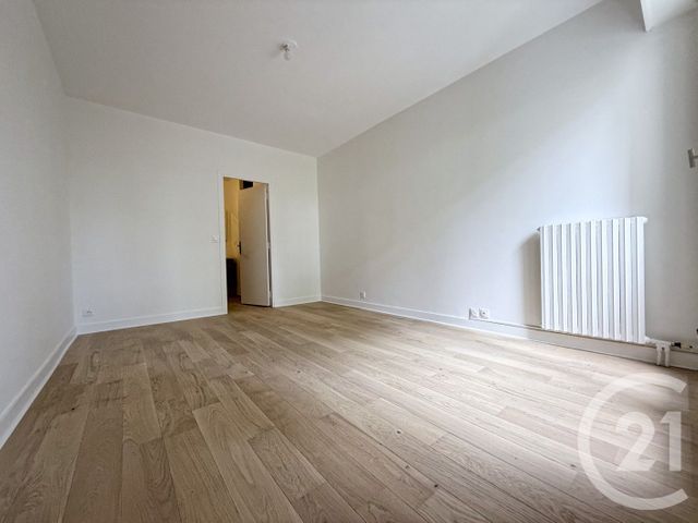 Appartement F5 à louer - 5 pièces - 132.35 m2 - ST CLOUD - 92 - ILE-DE-FRANCE - Century 21 Conseil Immobilier
