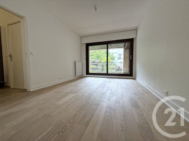 Appartement F5 à louer - 5 pièces - 132.35 m2 - ST CLOUD - 92 - ILE-DE-FRANCE - Century 21 Conseil Immobilier