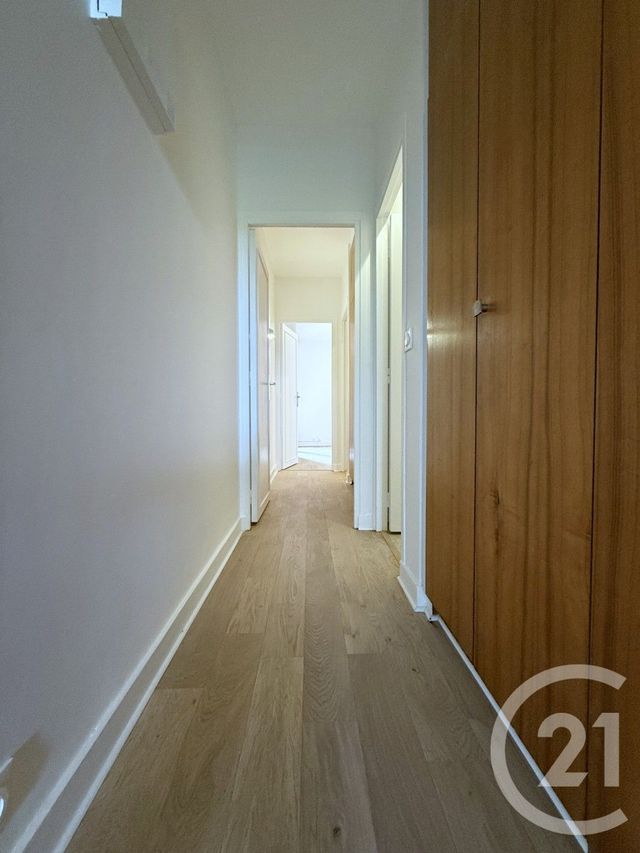 Appartement F5 à louer - 5 pièces - 132.35 m2 - ST CLOUD - 92 - ILE-DE-FRANCE - Century 21 Conseil Immobilier