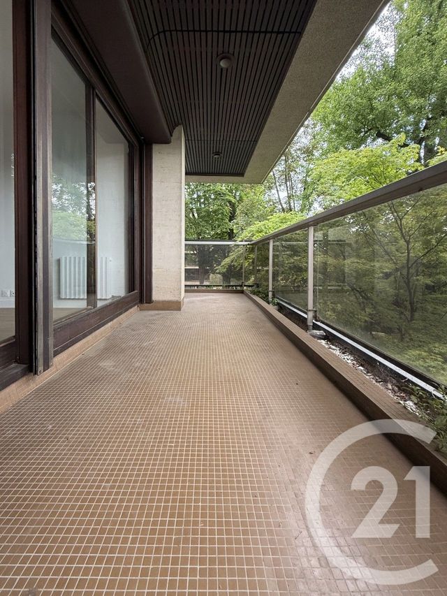 Appartement F5 à louer - 5 pièces - 132.35 m2 - ST CLOUD - 92 - ILE-DE-FRANCE - Century 21 Conseil Immobilier