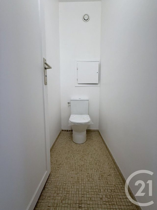 Appartement F5 à louer - 5 pièces - 132.35 m2 - ST CLOUD - 92 - ILE-DE-FRANCE - Century 21 Conseil Immobilier