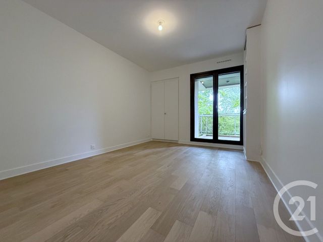 Appartement F5 à louer - 5 pièces - 132.35 m2 - ST CLOUD - 92 - ILE-DE-FRANCE - Century 21 Conseil Immobilier