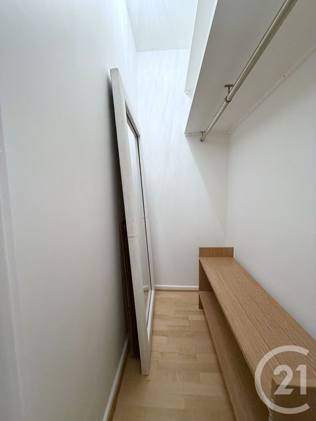 Appartement F5 à louer - 5 pièces - 105.5 m2 - COURBEVOIE - 92 - ILE-DE-FRANCE - Century 21 Conseil Immobilier
