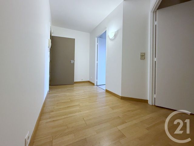 Appartement F5 à louer - 5 pièces - 105.5 m2 - COURBEVOIE - 92 - ILE-DE-FRANCE - Century 21 Conseil Immobilier
