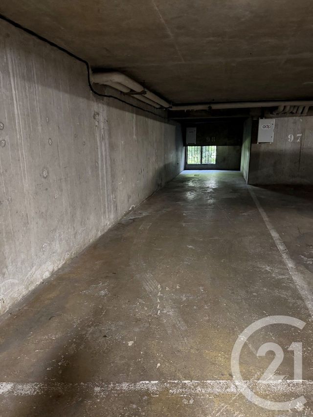 Appartement F5 à louer - 5 pièces - 105.5 m2 - COURBEVOIE - 92 - ILE-DE-FRANCE - Century 21 Conseil Immobilier