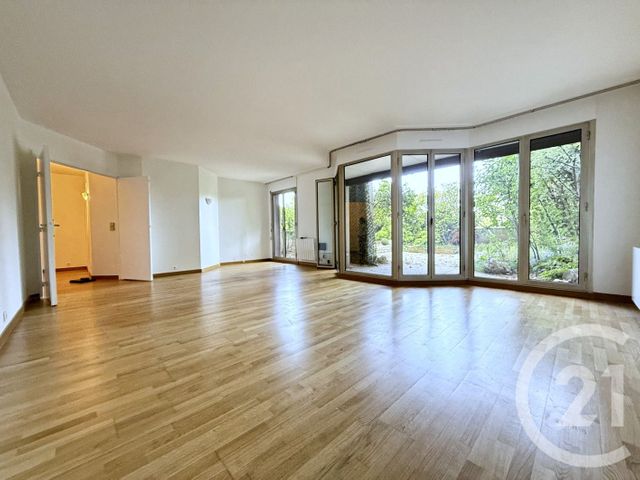 Appartement F5 à louer COURBEVOIE
