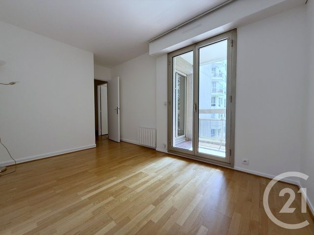Appartement F5 à louer - 5 pièces - 105.5 m2 - COURBEVOIE - 92 - ILE-DE-FRANCE - Century 21 Conseil Immobilier