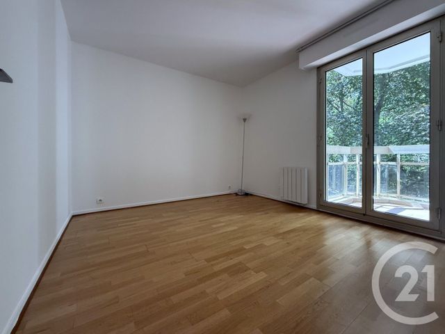 Appartement F5 à louer - 5 pièces - 105.5 m2 - COURBEVOIE - 92 - ILE-DE-FRANCE - Century 21 Conseil Immobilier