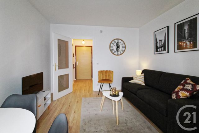 Appartement Studio à louer - 1 pièce - 20.75 m2 - COURBEVOIE - 92 - ILE-DE-FRANCE - Century 21 Conseil Immobilier