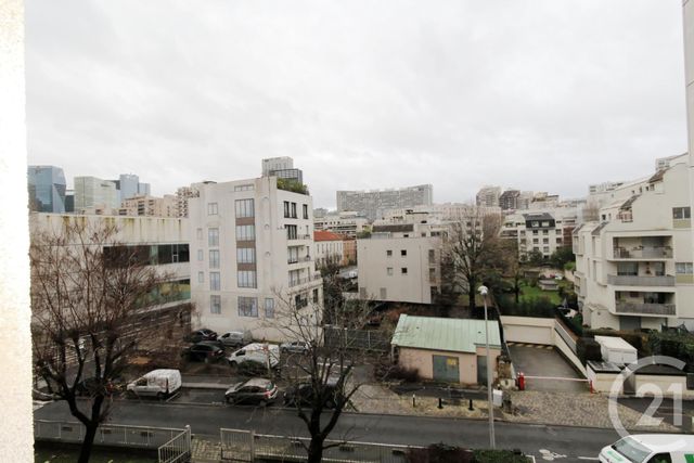 Appartement Studio à louer - 1 pièce - 20.75 m2 - COURBEVOIE - 92 - ILE-DE-FRANCE - Century 21 Conseil Immobilier