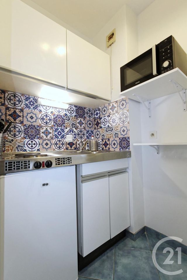 Appartement Studio à louer - 1 pièce - 20.75 m2 - COURBEVOIE - 92 - ILE-DE-FRANCE - Century 21 Conseil Immobilier