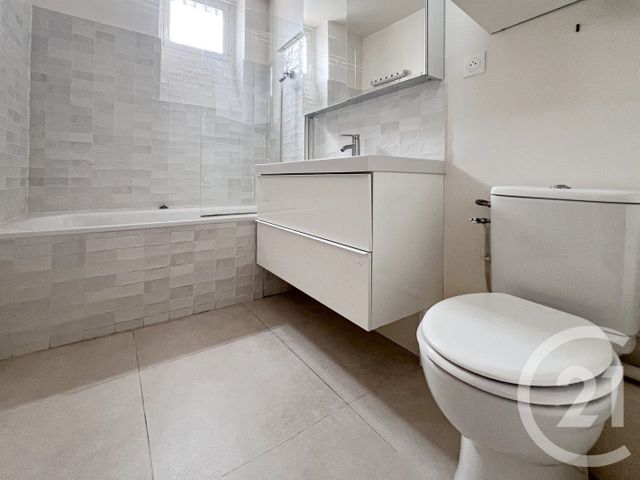 Appartement F3 à louer - 3 pièces - 64.27 m2 - PARIS - 75016 - ILE-DE-FRANCE - Century 21 Conseil Immobilier