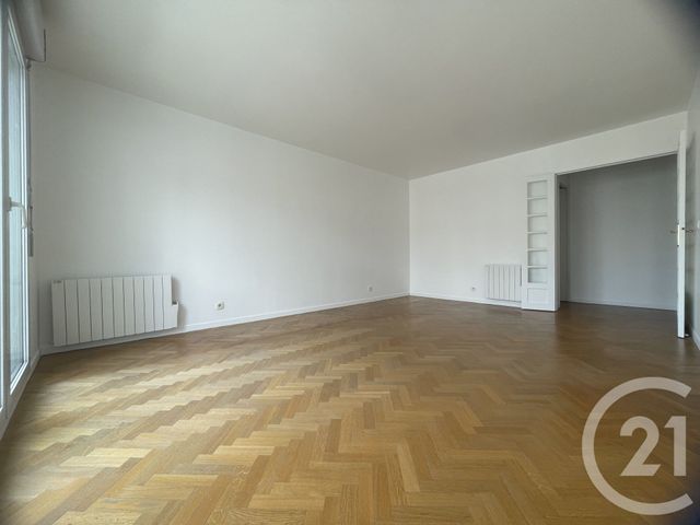 Appartement F2 à vendre - 2 pièces - 54.57 m2 - COURBEVOIE - 92 - ILE-DE-FRANCE - Century 21 Conseil Immobilier