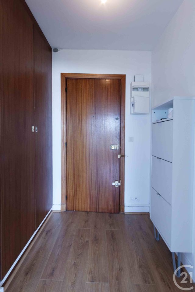 Appartement Studio à louer - 1 pièce - 23.14 m2 - COURBEVOIE - 92 - ILE-DE-FRANCE - Century 21 Conseil Immobilier