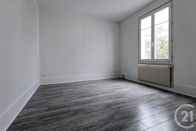 Appartement F3 à louer COURBEVOIE