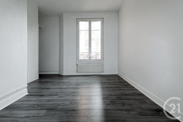 Appartement F3 à louer - 3 pièces - 47.78 m2 - COURBEVOIE - 92 - ILE-DE-FRANCE - Century 21 Conseil Immobilier