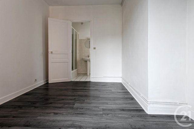 Appartement F3 à louer - 3 pièces - 47.78 m2 - COURBEVOIE - 92 - ILE-DE-FRANCE - Century 21 Conseil Immobilier