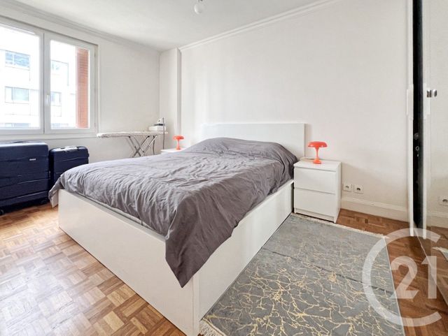 Appartement F2 à louer - 2 pièces - 46.41 m2 - COURBEVOIE - 92 - ILE-DE-FRANCE - Century 21 Conseil Immobilier