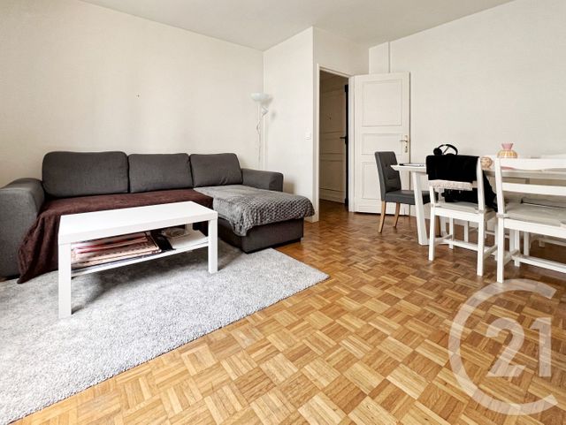 Appartement F2 à louer - 2 pièces - 46.41 m2 - COURBEVOIE - 92 - ILE-DE-FRANCE - Century 21 Conseil Immobilier
