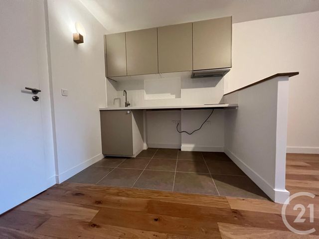 Appartement F1 à louer - 1 pièce - 27.19 m2 - PARIS - 75016 - ILE-DE-FRANCE - Century 21 Conseil Immobilier
