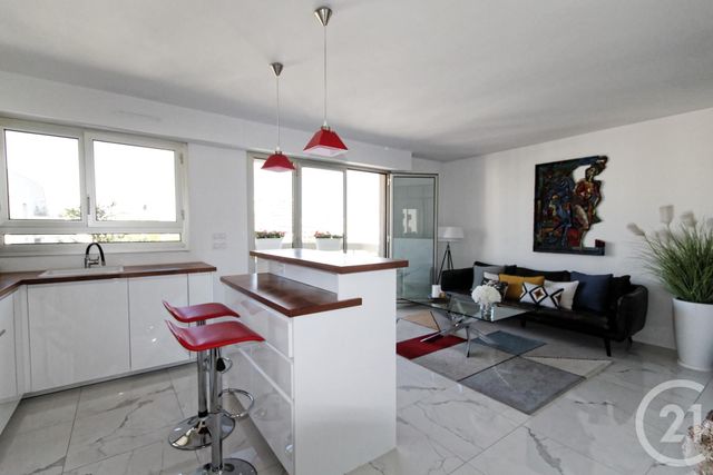 Appartement F2 à louer COURBEVOIE