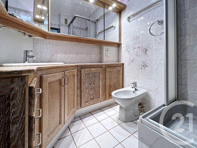 Appartement F4 à louer - 4 pièces - 80.77 m2 - PUTEAUX - 92 - ILE-DE-FRANCE - Century 21 Conseil Immobilier