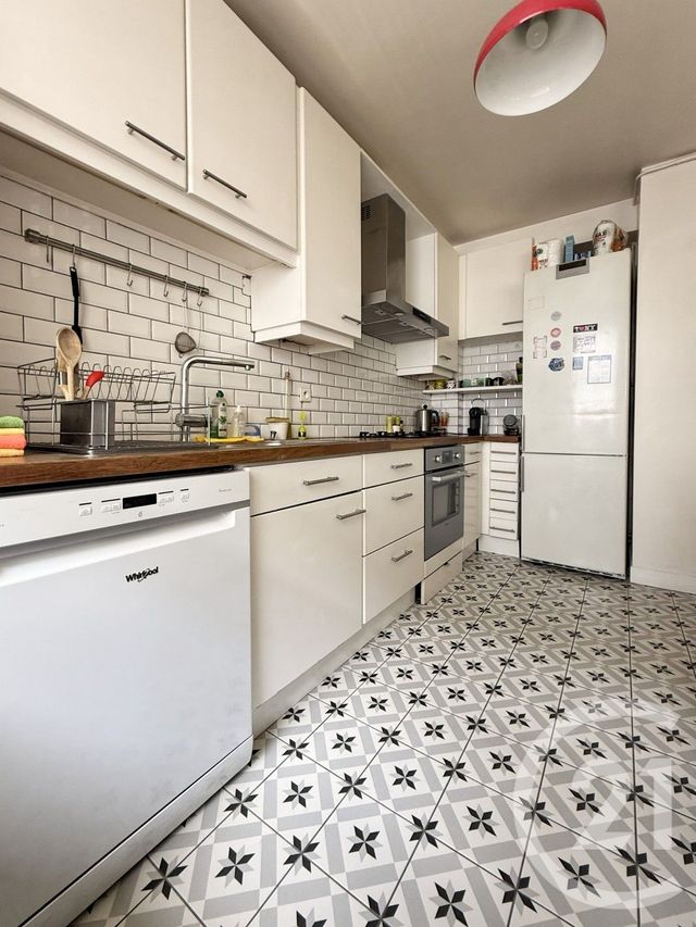 Appartement F5 à louer - 5 pièces - 94.81 m2 - COURBEVOIE - 92 - ILE-DE-FRANCE - Century 21 Conseil Immobilier