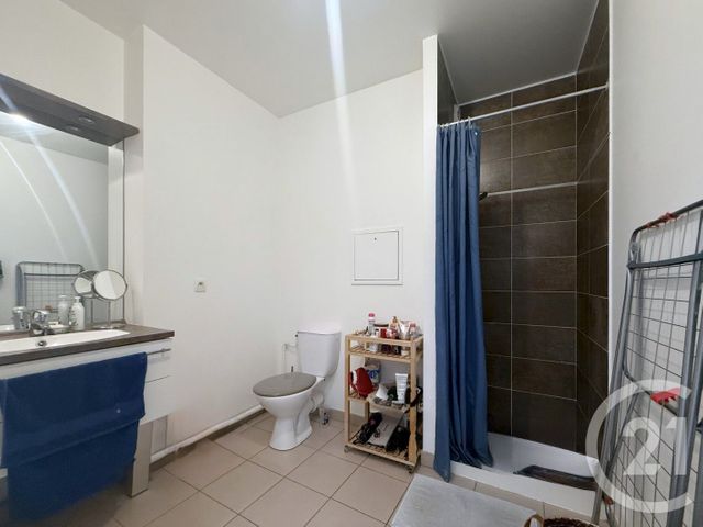 Appartement F1 à louer - 1 pièce - 25.8 m2 - COURBEVOIE - 92 - ILE-DE-FRANCE - Century 21 Conseil Immobilier