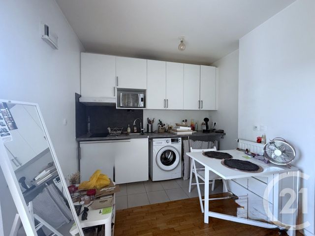 Appartement F1 à louer - 1 pièce - 25.8 m2 - COURBEVOIE - 92 - ILE-DE-FRANCE - Century 21 Conseil Immobilier