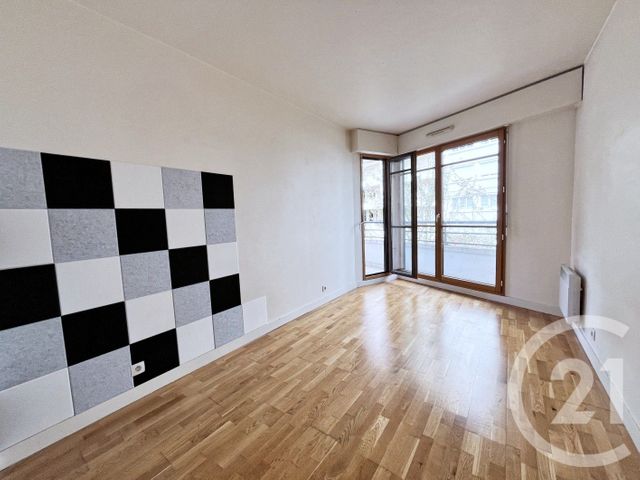 Appartement F4 à vendre - 4 pièces - 86.9 m2 - COURBEVOIE - 92 - ILE-DE-FRANCE - Century 21 Conseil Immobilier