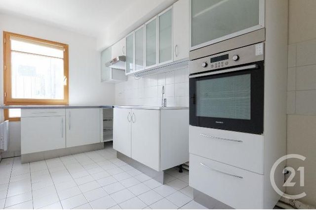 Appartement F4 à vendre - 4 pièces - 86.9 m2 - COURBEVOIE - 92 - ILE-DE-FRANCE - Century 21 Conseil Immobilier