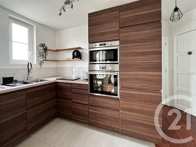 Appartement F2 à louer - 2 pièces - 37.44 m2 - COURBEVOIE - 92 - ILE-DE-FRANCE - Century 21 Conseil Immobilier