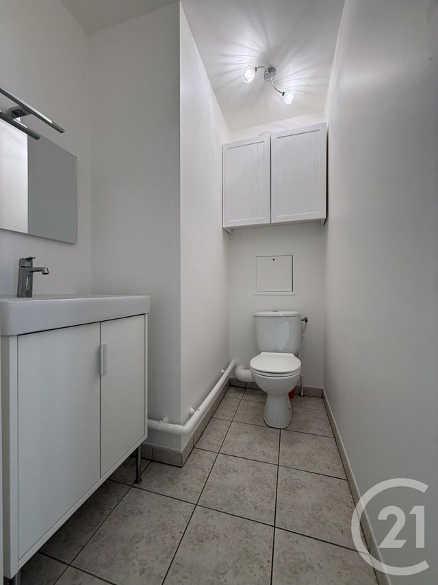 Appartement F5 à louer - 4 pièces - 102.48 m2 - COURBEVOIE - 92 - ILE-DE-FRANCE - Century 21 Conseil Immobilier