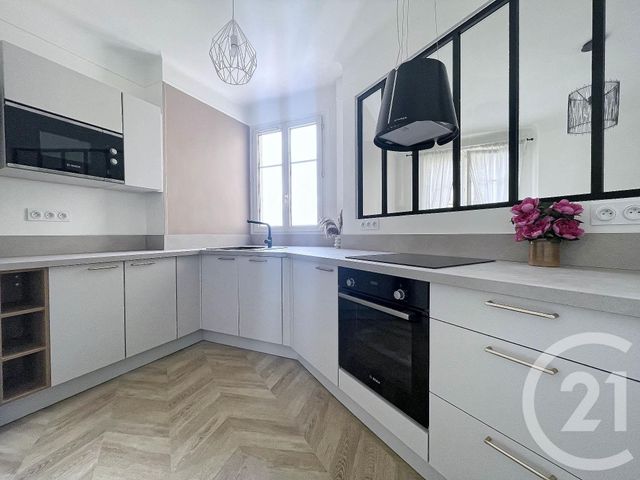 Appartement F2 à louer - 2 pièces - 39.03 m2 - SURESNES - 92 - ILE-DE-FRANCE - Century 21 Conseil Immobilier