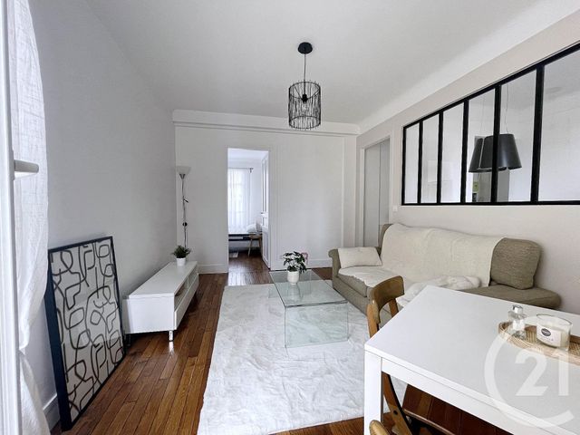 Appartement F2 à louer - 2 pièces - 39.03 m2 - SURESNES - 92 - ILE-DE-FRANCE - Century 21 Conseil Immobilier