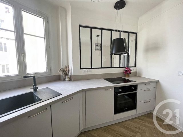 Appartement F2 à louer - 2 pièces - 39.03 m2 - SURESNES - 92 - ILE-DE-FRANCE - Century 21 Conseil Immobilier