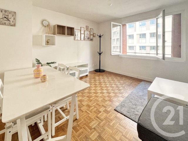 Appartement F2 à louer COURBEVOIE