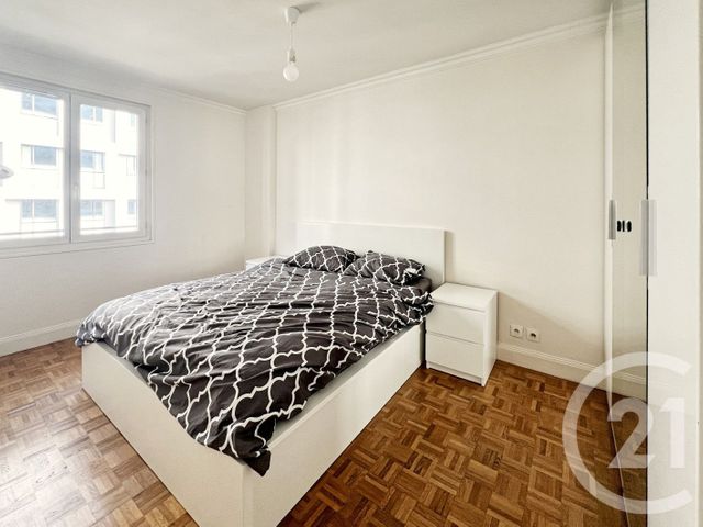 Appartement F2 à louer - 2 pièces - 46.41 m2 - COURBEVOIE - 92 - ILE-DE-FRANCE - Century 21 Conseil Immobilier