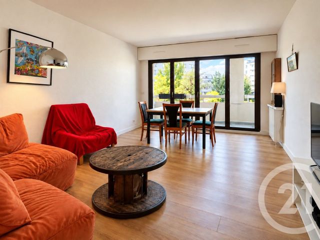 Appartement F3 à vendre - 3 pièces - 65.71 m2 - PARIS - 75018 - ILE-DE-FRANCE - Century 21 Conseil Immobilier