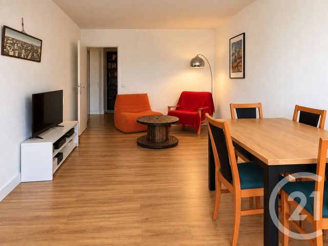 Appartement F3 à vendre - 3 pièces - 65.71 m2 - PARIS - 75018 - ILE-DE-FRANCE - Century 21 Conseil Immobilier