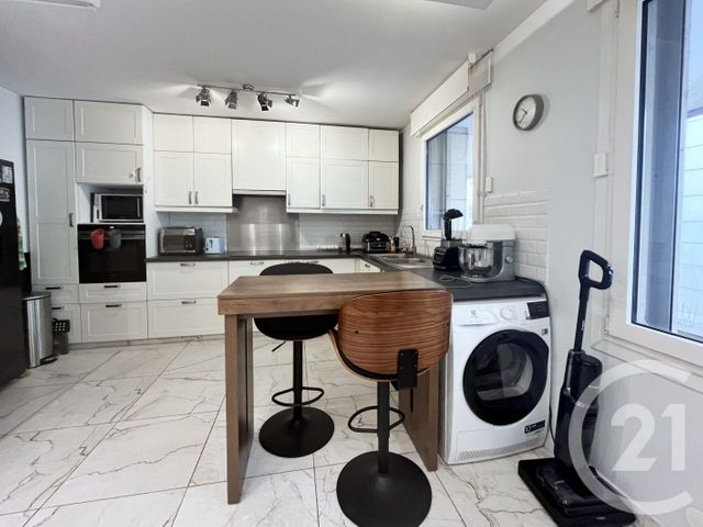 Appartement F5 à vendre - 5 pièces - 112.0 m2 - COURBEVOIE - 92 - ILE-DE-FRANCE - Century 21 Conseil Immobilier