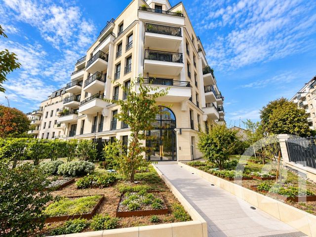 Appartement F3 à louer - 3 pièces - 70.0 m2 - COURBEVOIE - 92 - ILE-DE-FRANCE - Century 21 Conseil Immobilier
