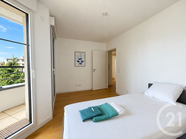 Appartement F3 à louer - 3 pièces - 70.0 m2 - COURBEVOIE - 92 - ILE-DE-FRANCE - Century 21 Conseil Immobilier