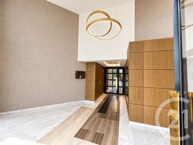 Appartement F3 à louer - 3 pièces - 70.0 m2 - COURBEVOIE - 92 - ILE-DE-FRANCE - Century 21 Conseil Immobilier