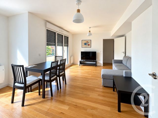 Appartement F3 à louer - 3 pièces - 70.0 m2 - COURBEVOIE - 92 - ILE-DE-FRANCE - Century 21 Conseil Immobilier